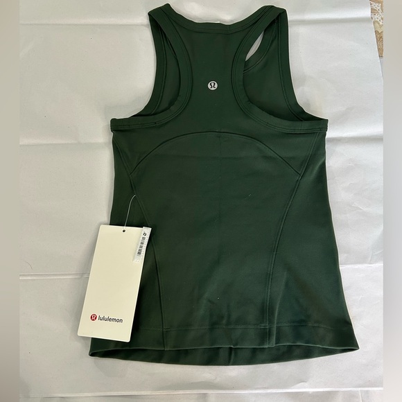 lululemon athletica Women's Legacy Green Tank Top - Picture 4 of 4